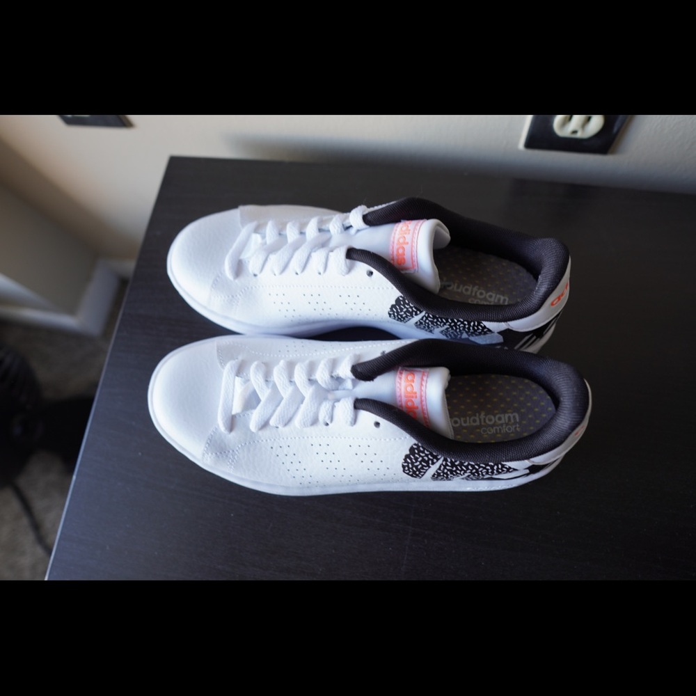 Adidas sneakers size 8